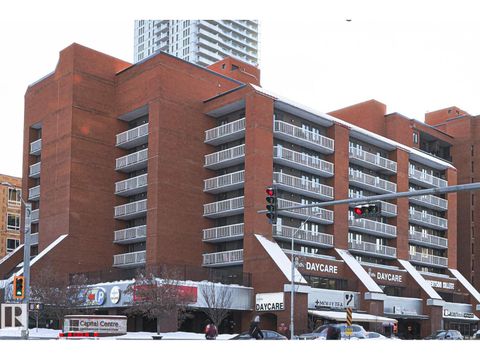 #805 10175 109 ST NW Edmonton AB T5J3P2