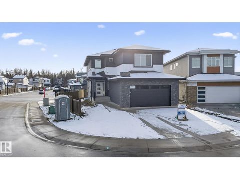 1 Elwyck GA Spruce Grove AB T7X0Z2