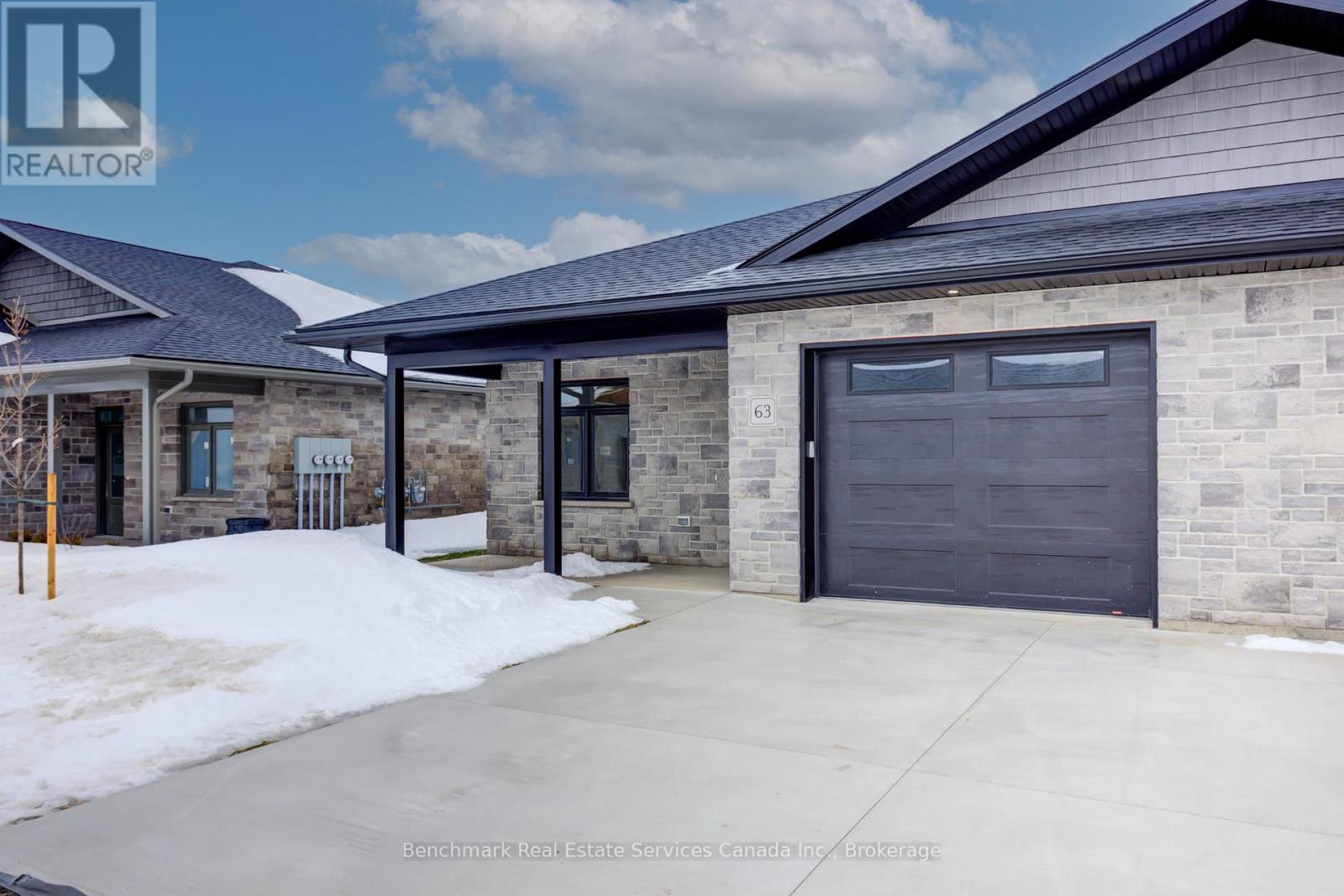 63 CAVALIER CRESCENT