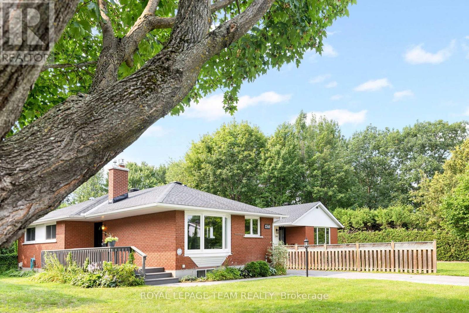 2349 EDWIN CRESCENT