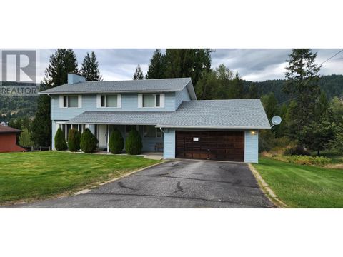 1975 OLD SALMO Road Fruitvale BC V0G1L1