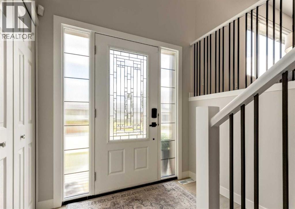 176 Mapleburn Drive SE