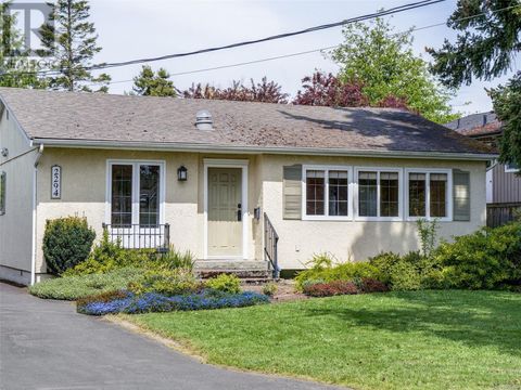 2294 Bradford Ave Sidney BC V8L2E1