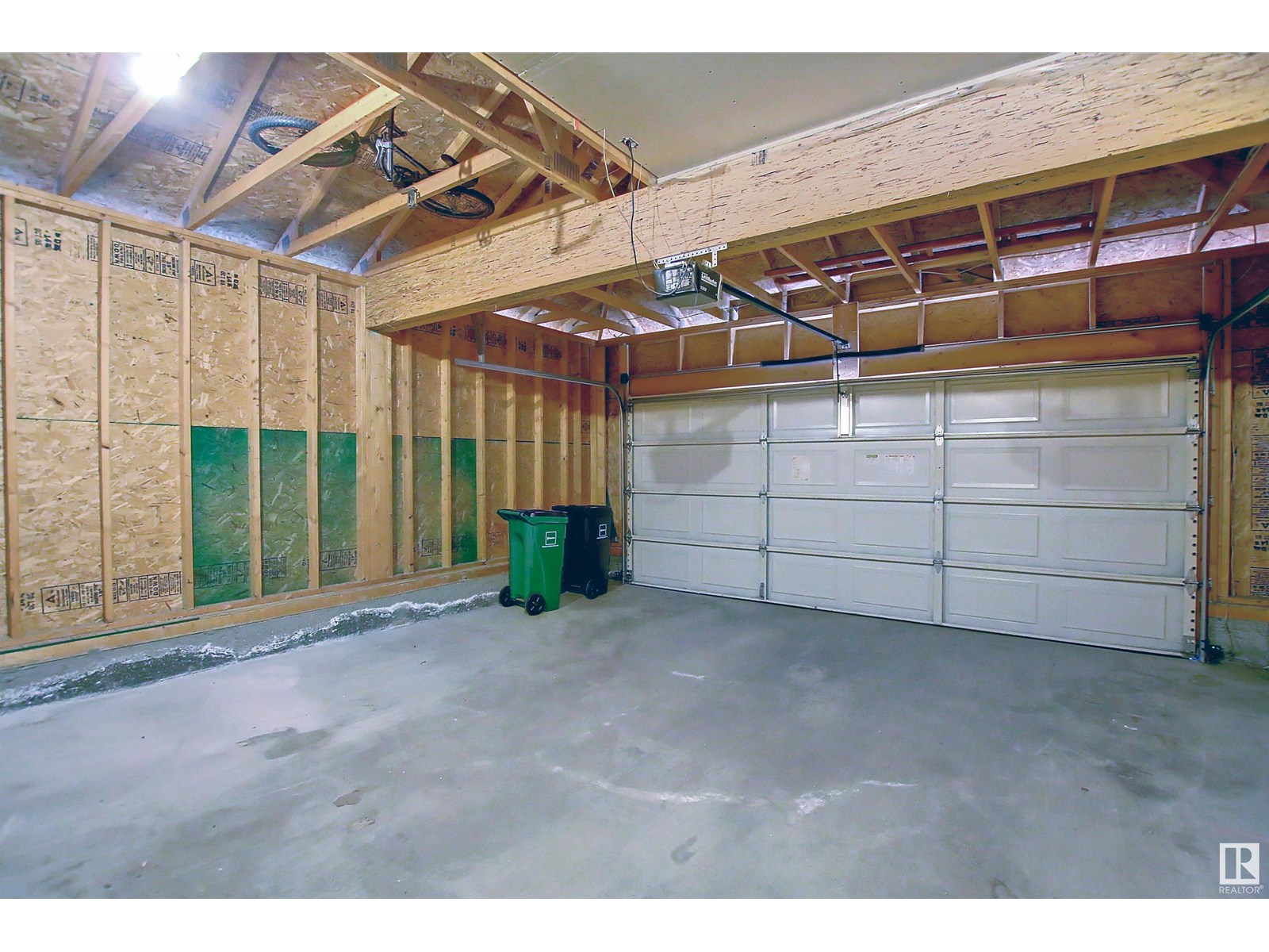 8129 7 AV SW