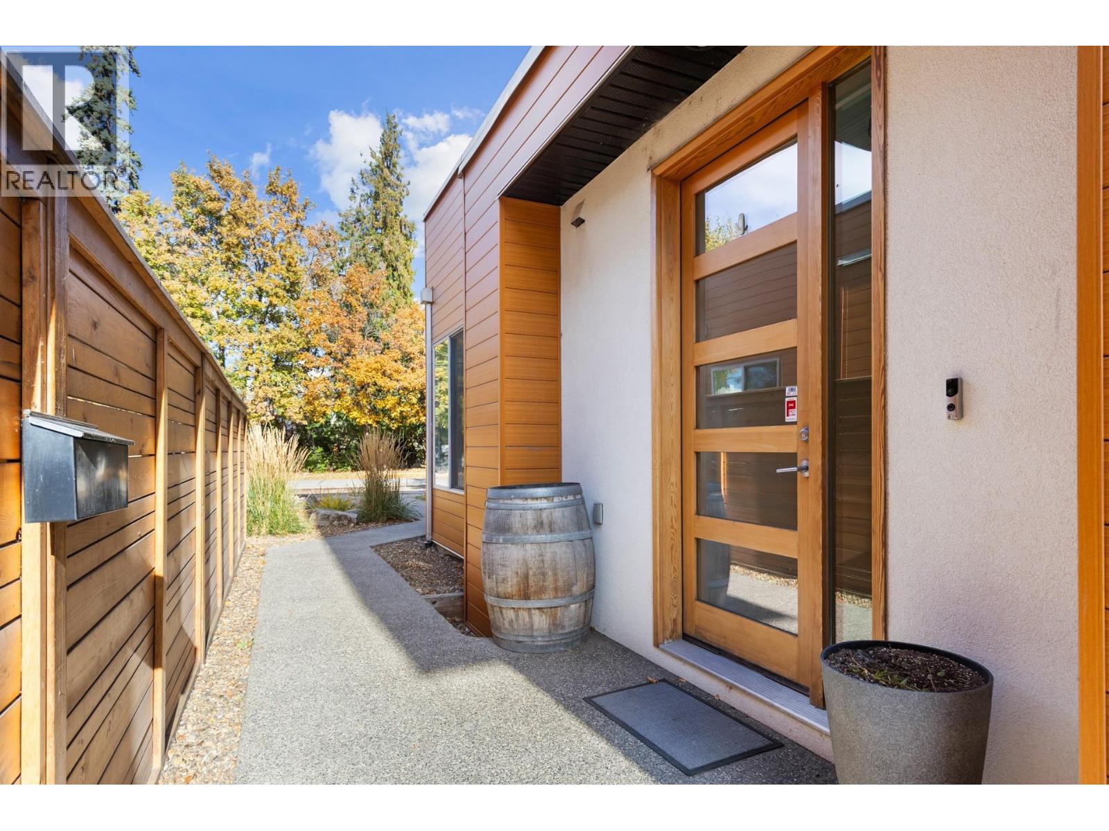 443 Christleton Avenue