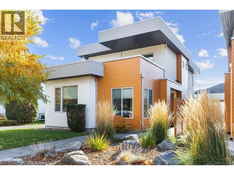 443 Christleton Avenue Kelowna BC V1Y5H9