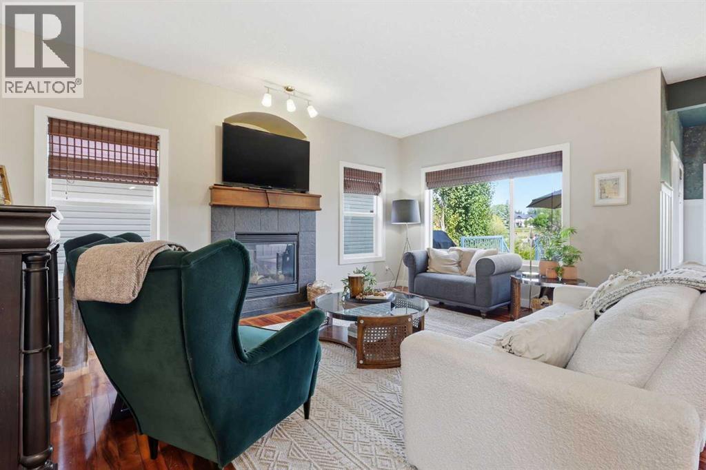 66 Crystal Green Drive