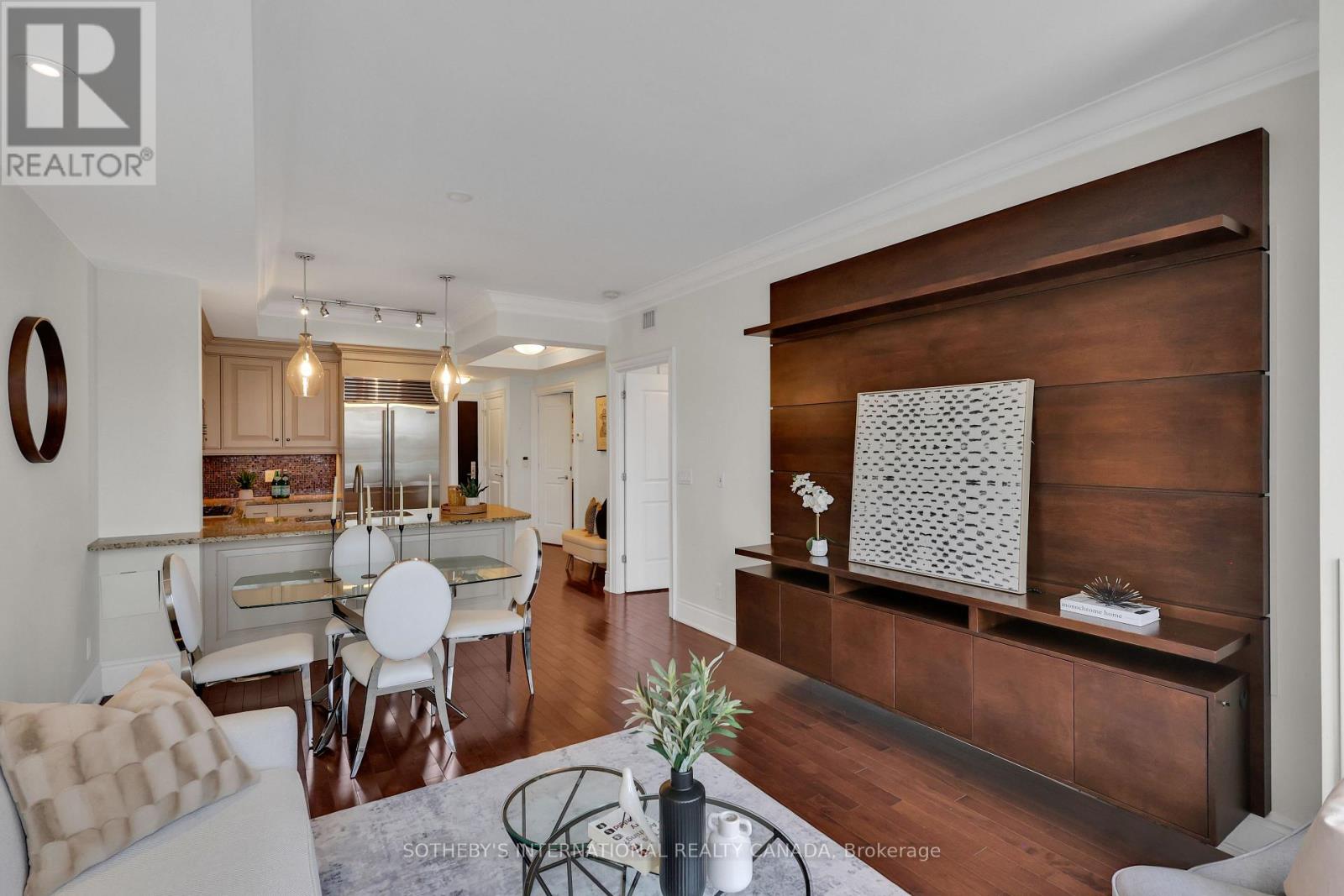 410 - 1717 AVENUE ROAD