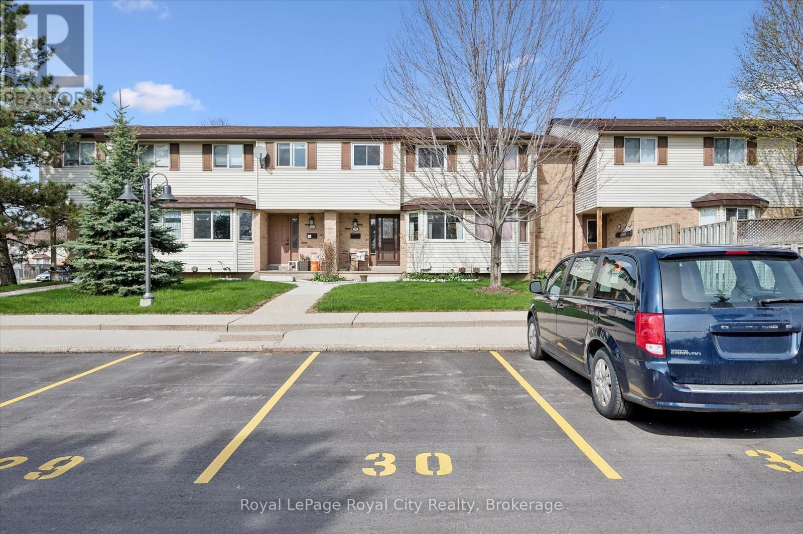 30 - 40 SILVERCREEK PARKWAY N