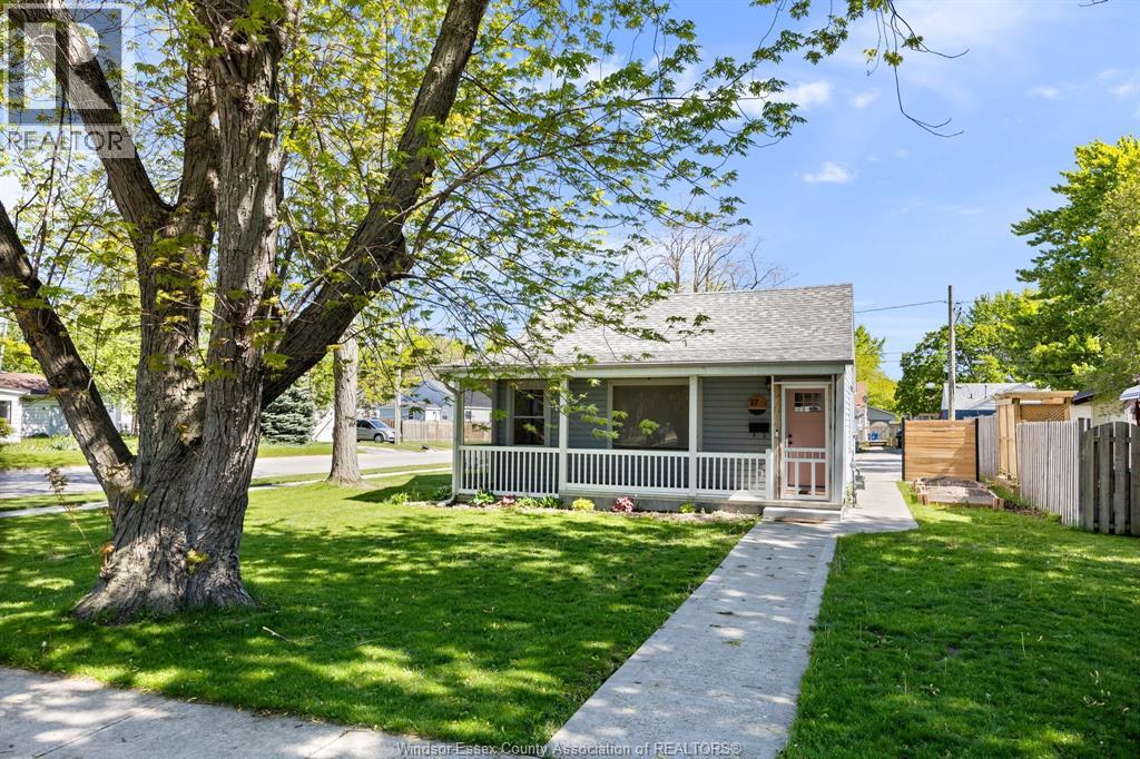 37 RICHARDSON AVENUE