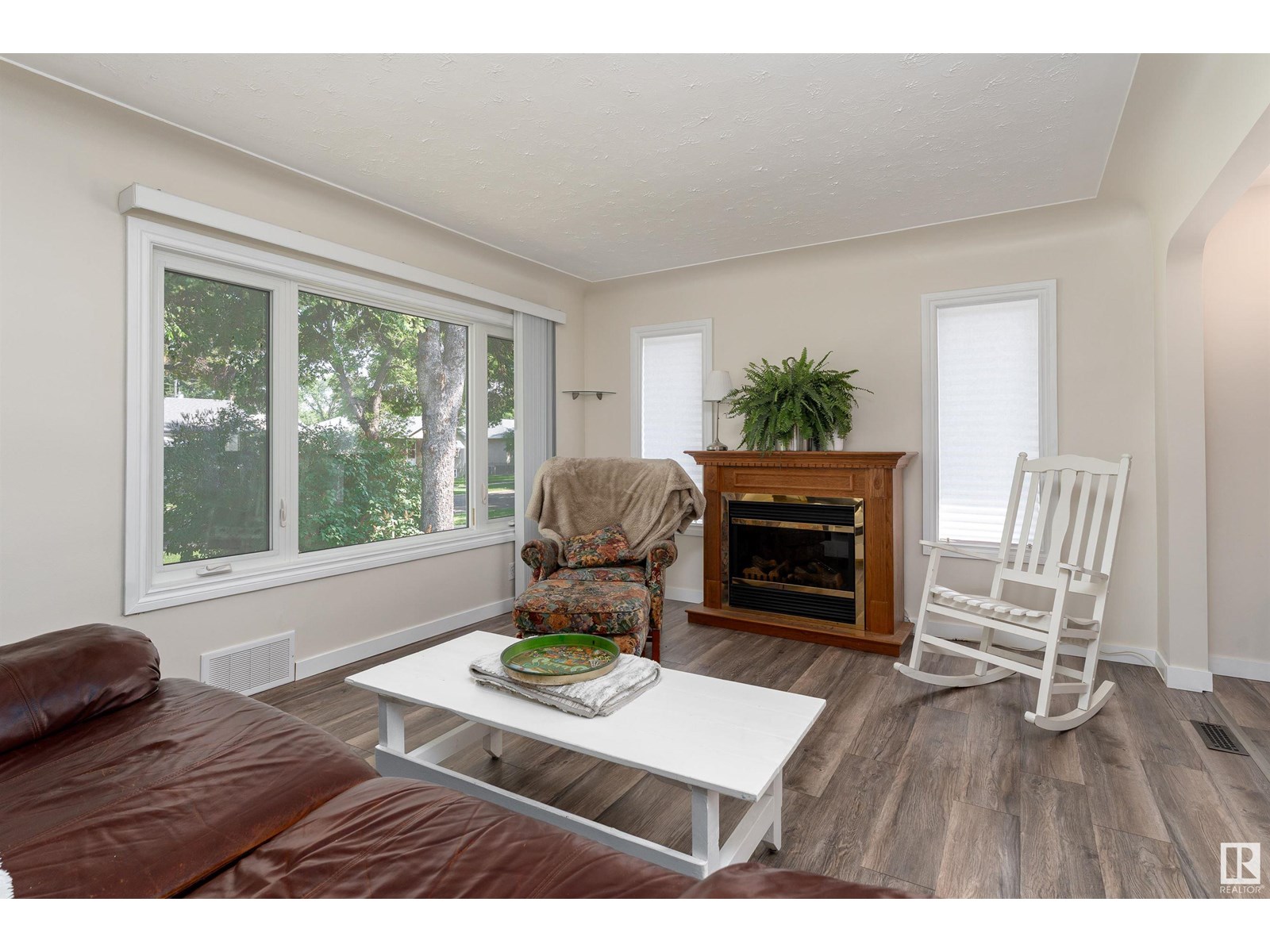 12238 94 ST NW