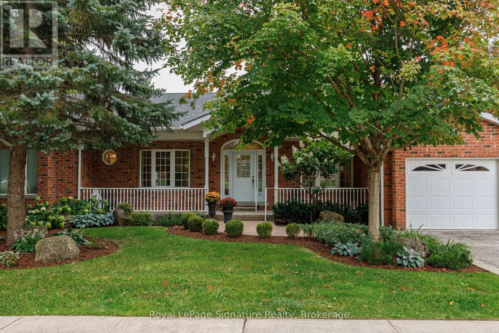 180 RUSSELL STREET E