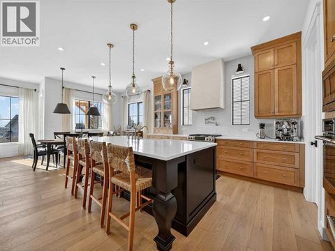 29 Highwood Drive Okotoks AB T1S5S3