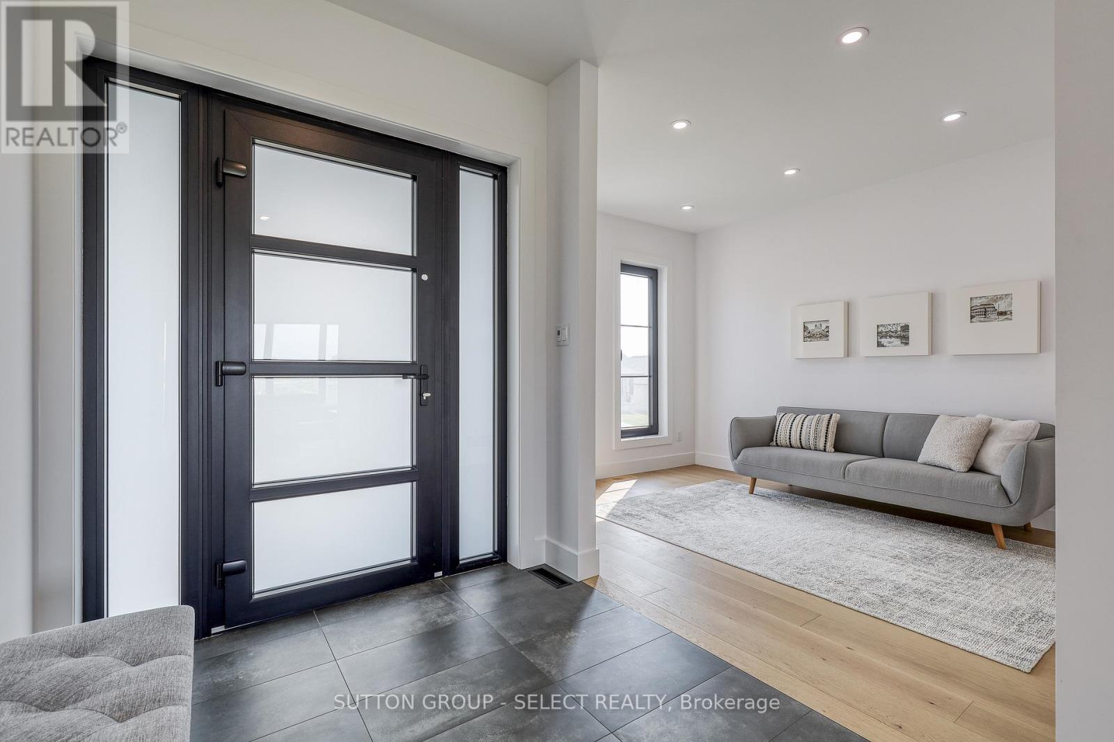 61 CRESTVIEW DRIVE