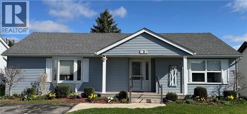 3 ROLLING BROOK Lane New Hamburg ON N3A2G1