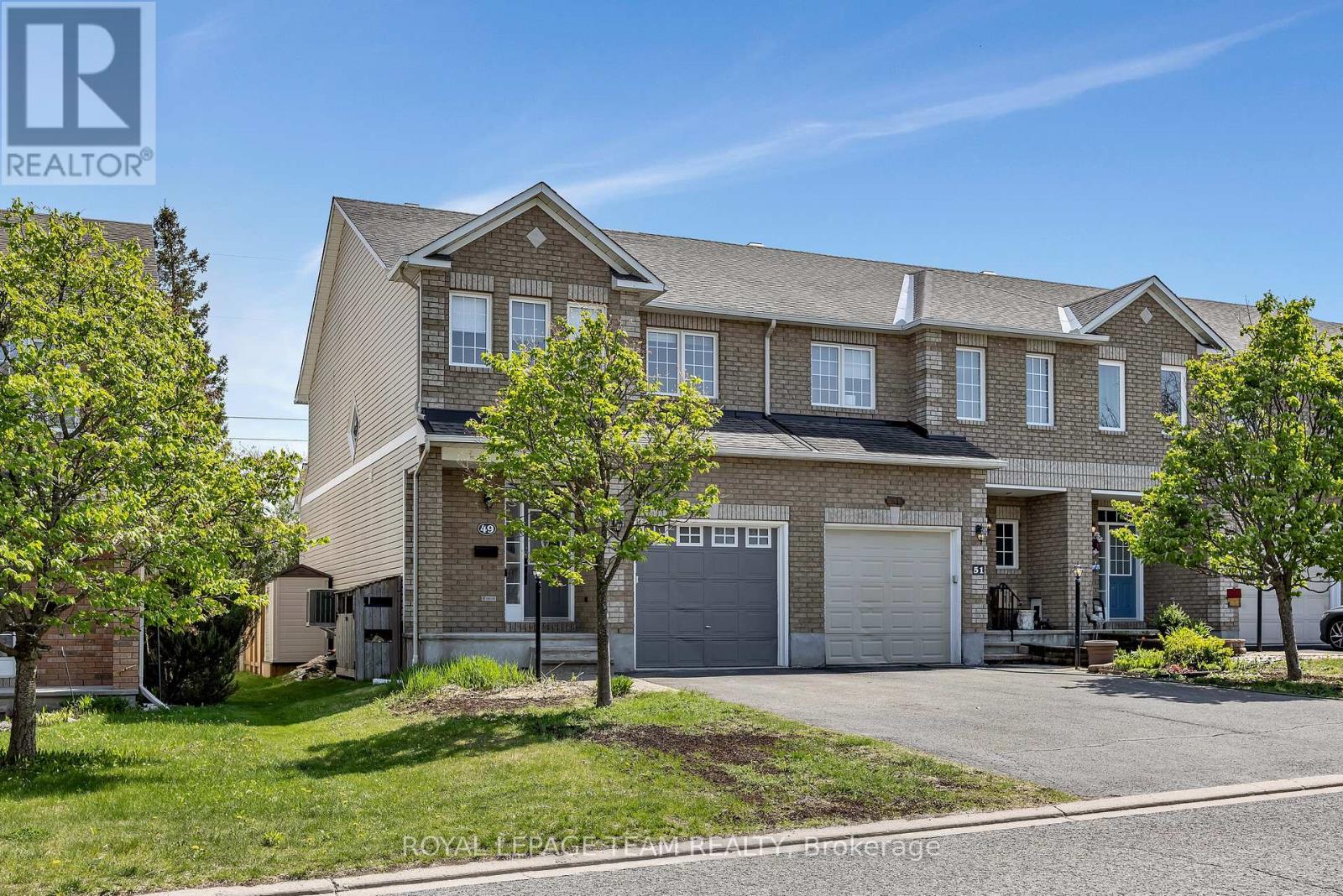 49 CHANTILLY GATE