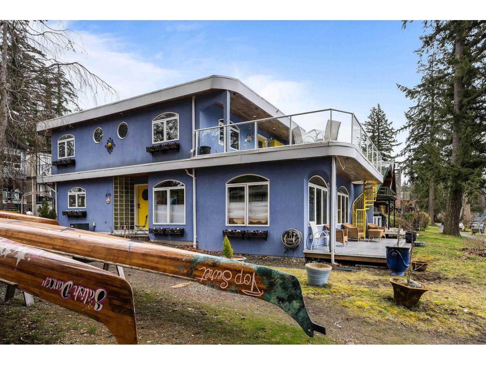 106 FIRST AVENUE|Cultus Lake North