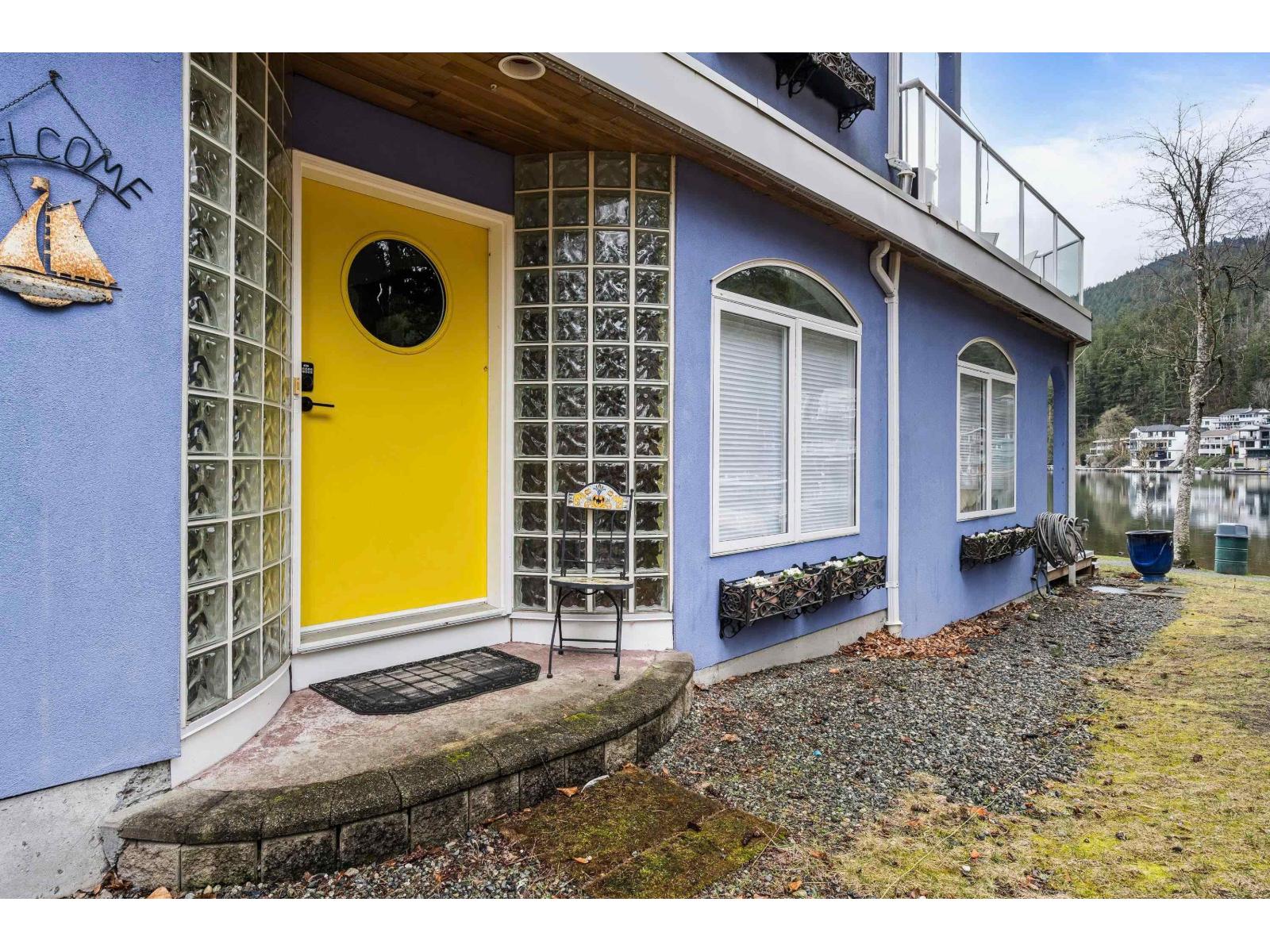 106 FIRST AVENUE|Cultus Lake North