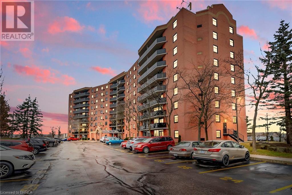 9 BONHEUR Court Unit# 902