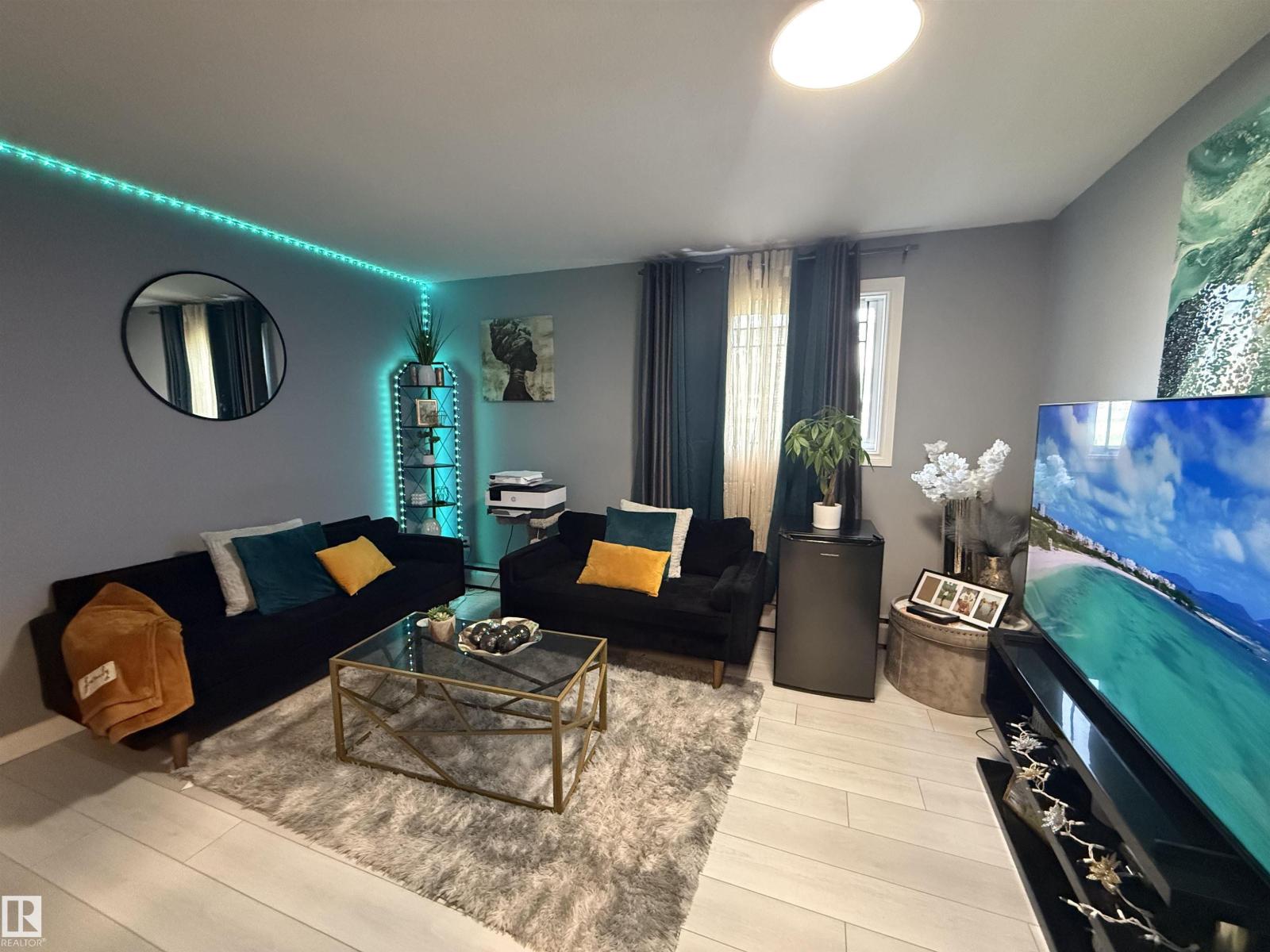 #102 12409 82 ST NW
