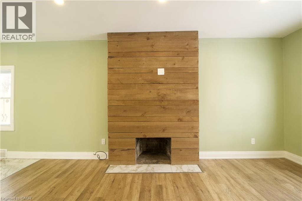 1243 LANGMUIR Avenue Unit# Main