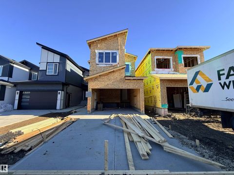 119 24 ST SW SW Edmonton AB T6X3K4