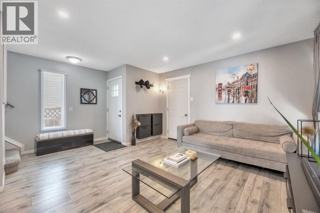 7 San Diego Manor NE