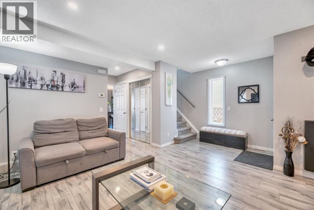 7 San Diego Manor NE