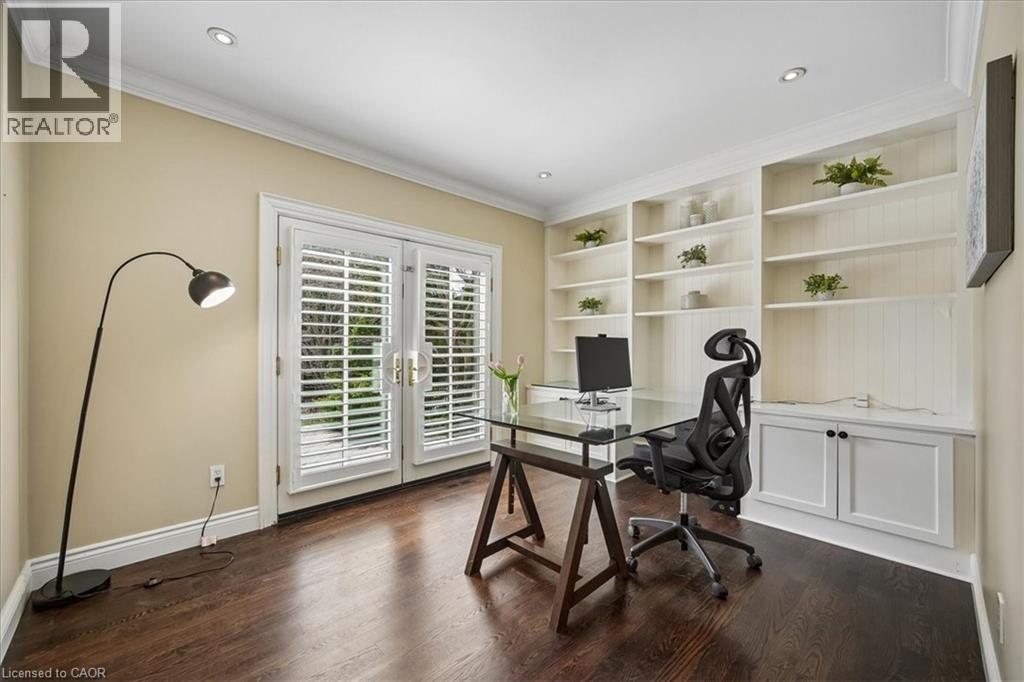 1494 THE LINKS Drive