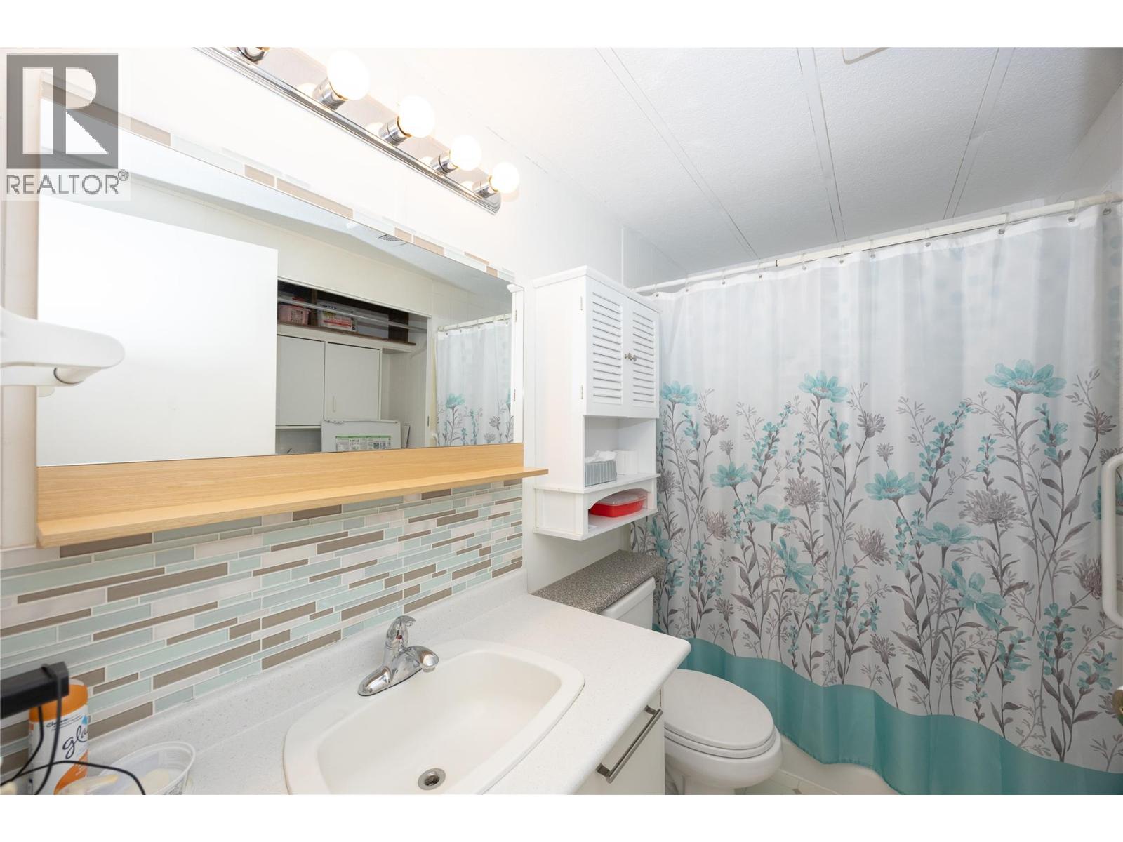 3535 Casorso Road Unit# 85