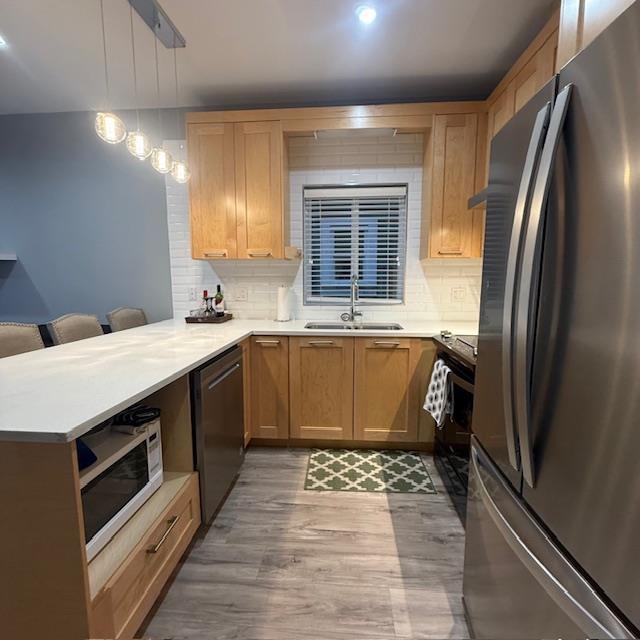 3 750 HOT SRPRINGS ROAD|Harrison Hot Springs