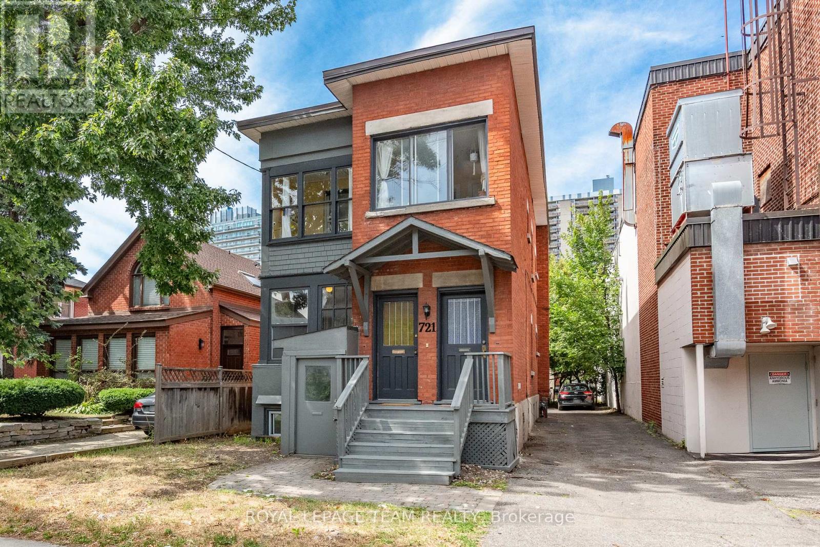 721 COOPER STREET