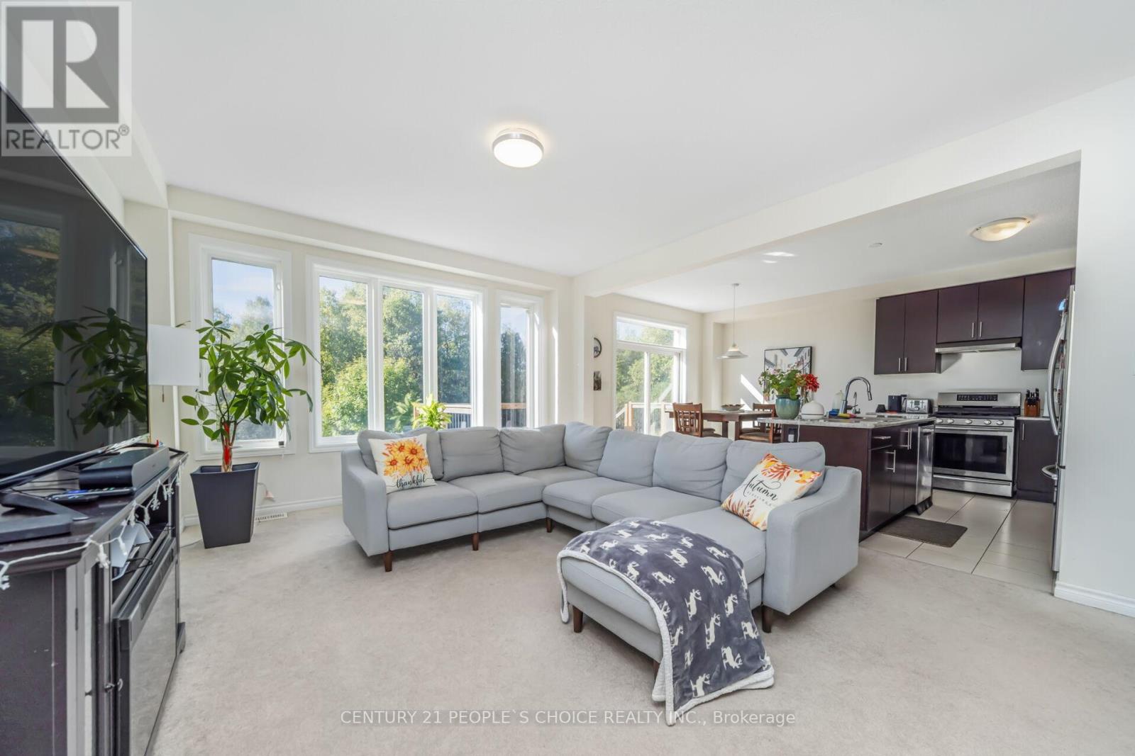 131 STEEPLECHASE WAY