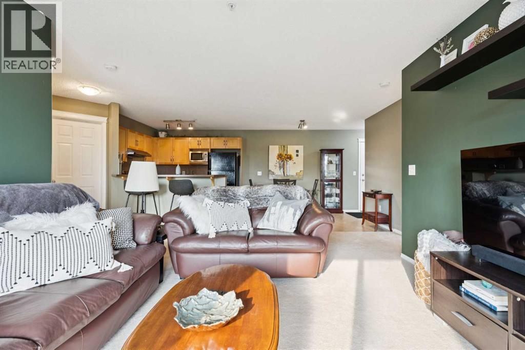 1304, 5 Country Village Park NE