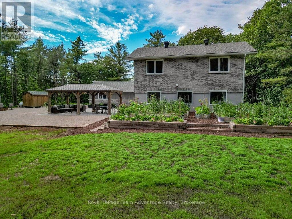 17 HUNTER DRIVE