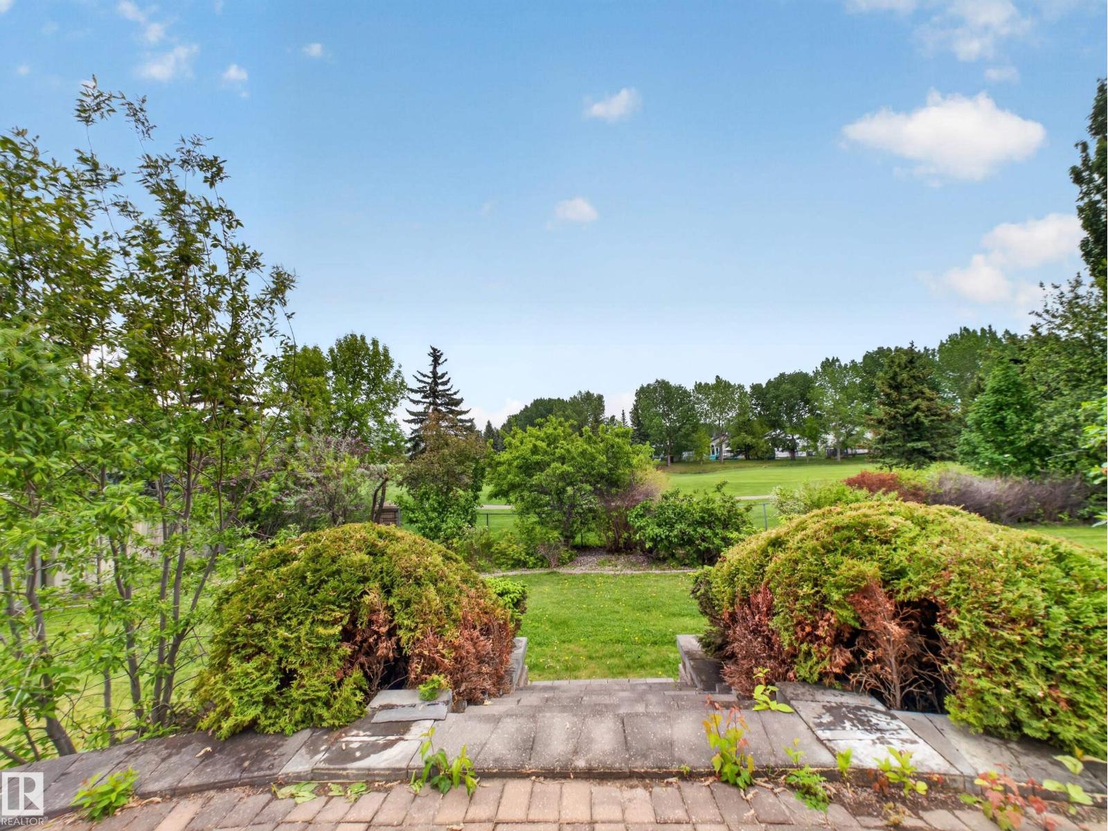 1381 BRECKENRIDGE DR NW