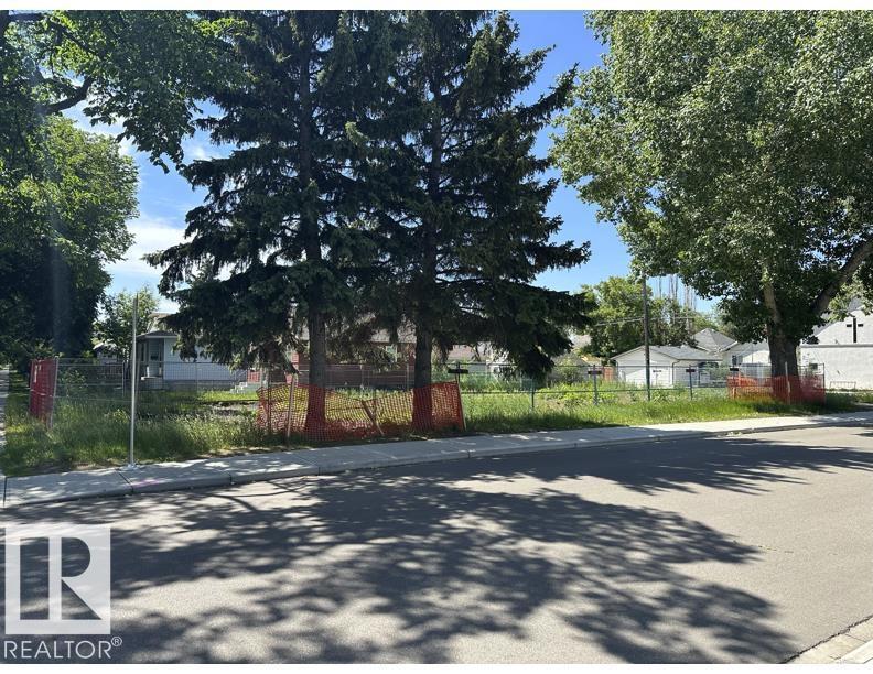 12072 95 ST NW