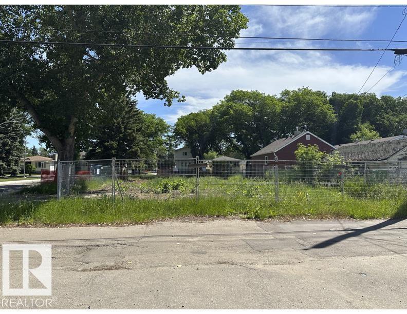12072 95 ST NW