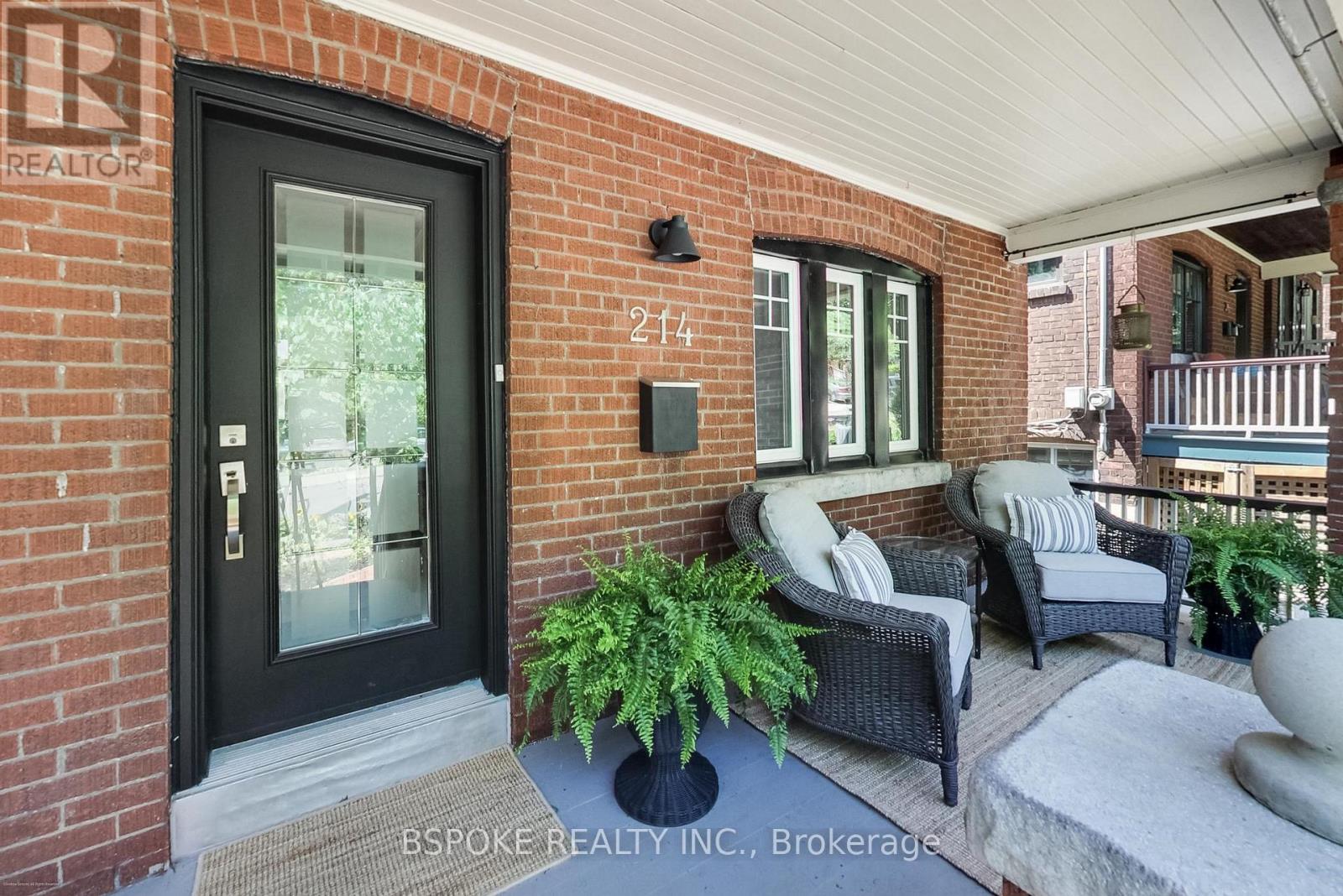214 GAINSBOROUGH ROAD