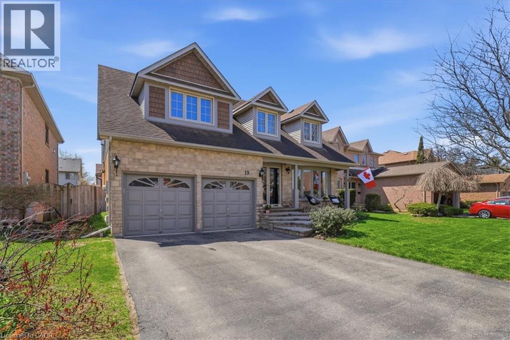 19 FORESTVIEW Drive