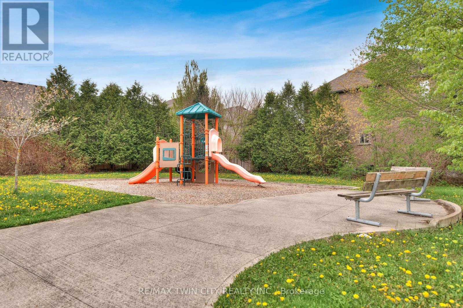 435 RIDEAU RIVER STREET