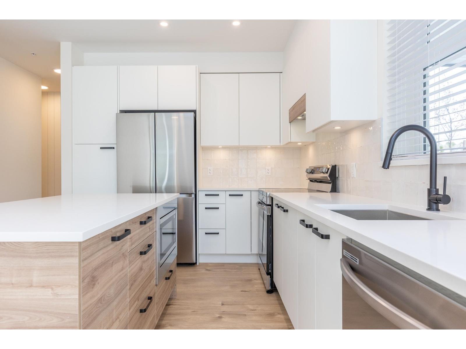 112 33920 BEST AVENUE