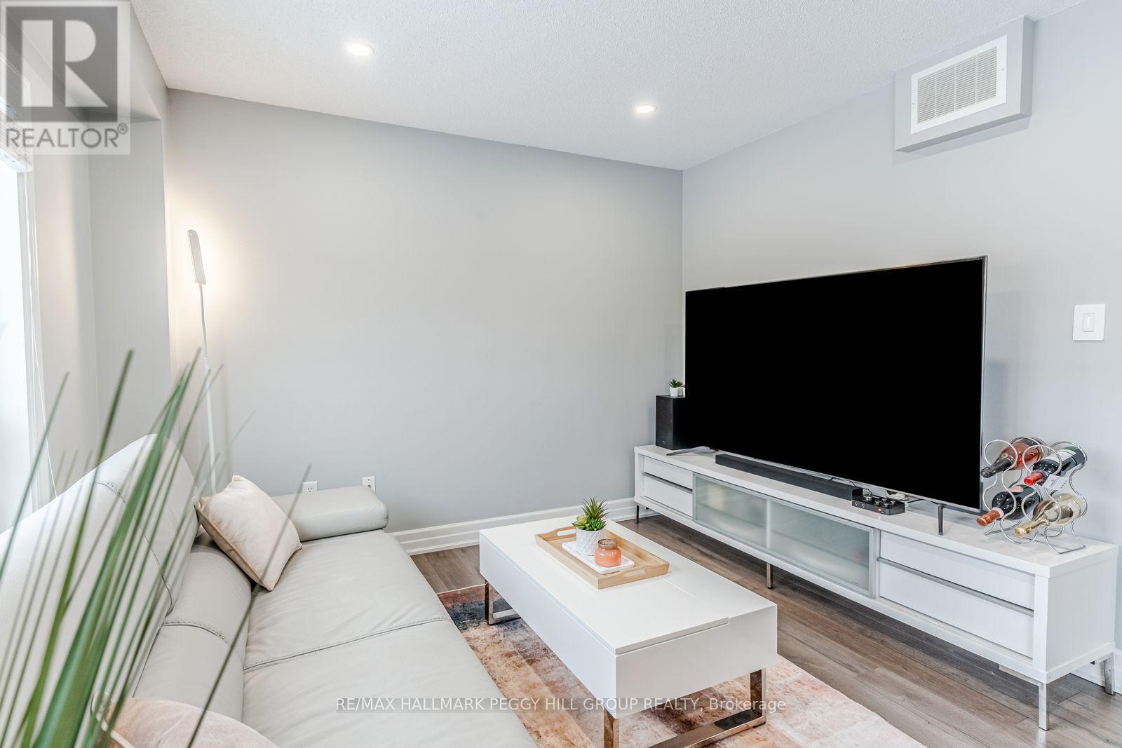 34 CORONATION PARKWAY