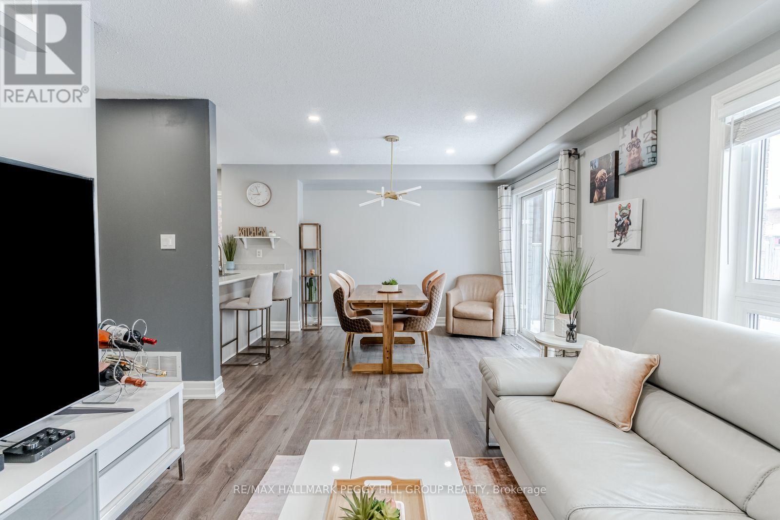 34 CORONATION PARKWAY