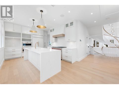 1428 TRAFALGAR STREET Vancouver BC V6K3R3