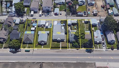 793 Clement Avenue Kelowna BC V1Y7C9