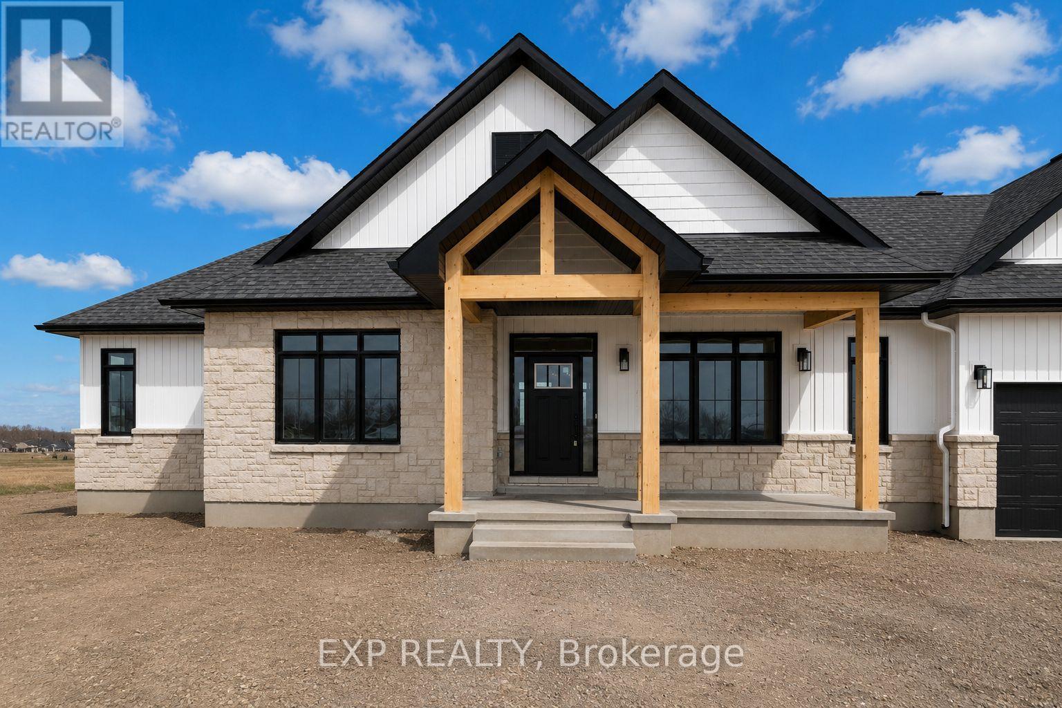 228 TRUDEAU CRESCENT