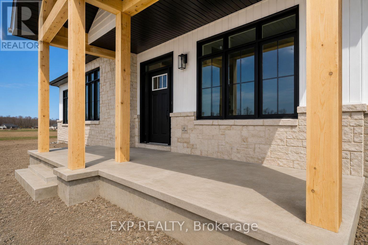 228 TRUDEAU CRESCENT
