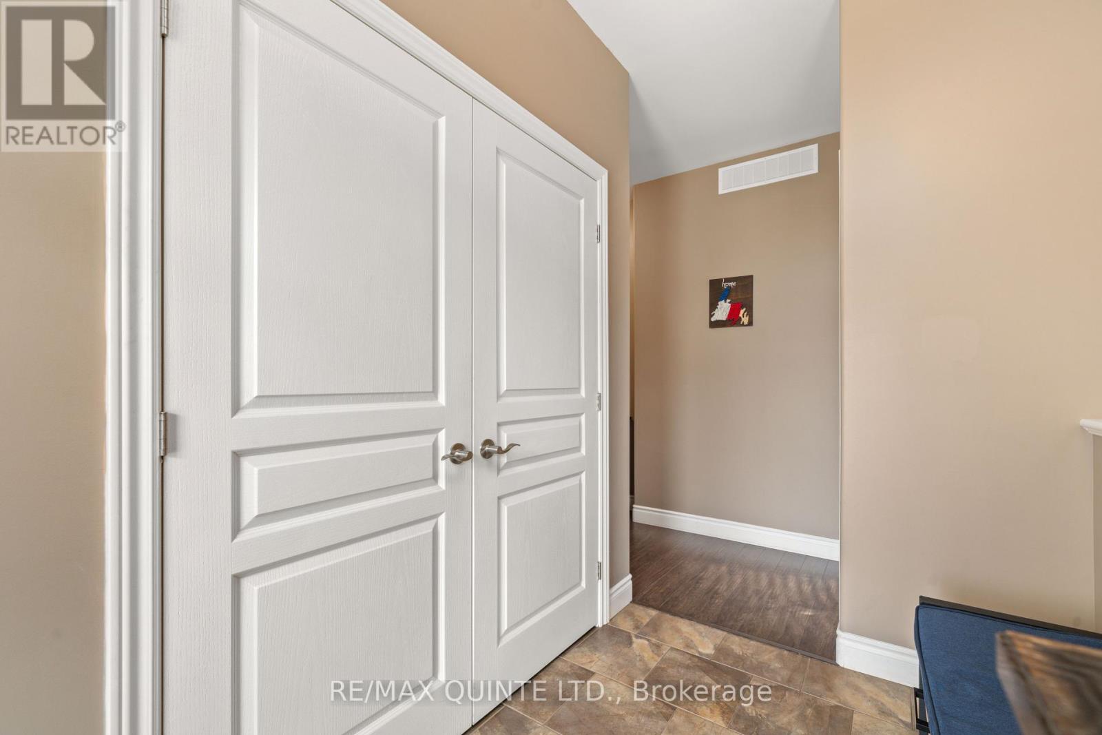 25 WALNUT CRESCENT