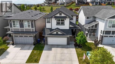 308 Hillcrest Drive SW Airdrie AB T4B4C7